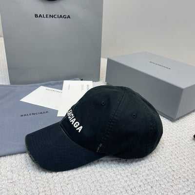 Caps