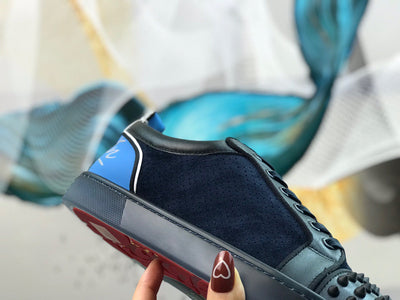 Sneakers & Shoes