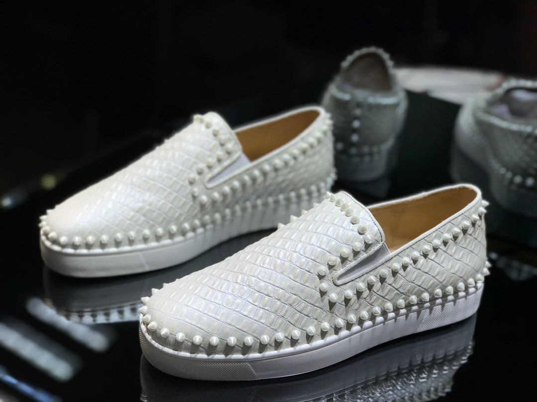Sneakers & Shoes