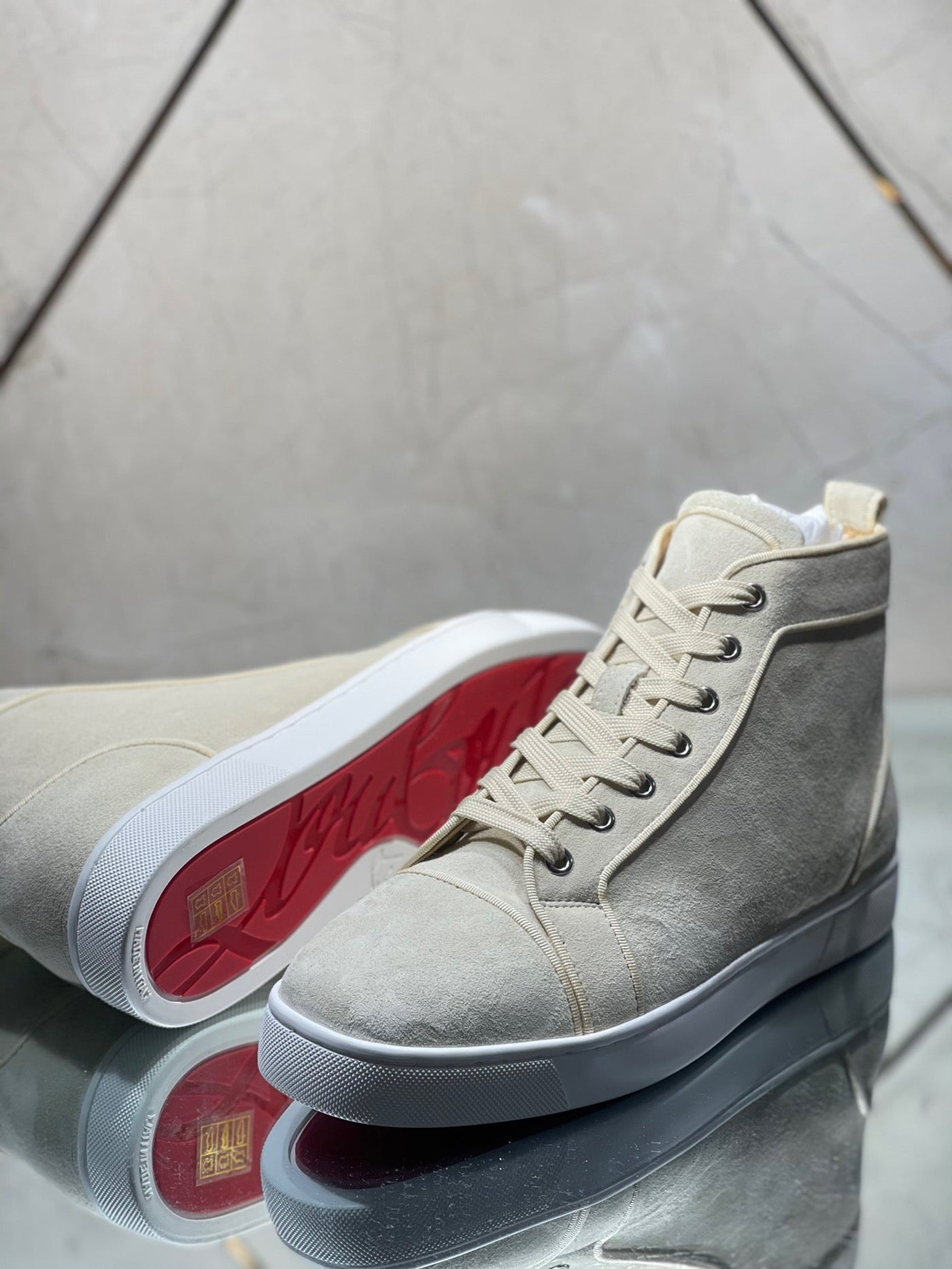 Sneakers & Shoes