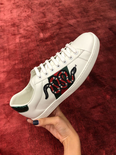 Sneakers & Shoes