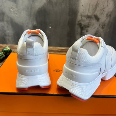 HERM Sneakers