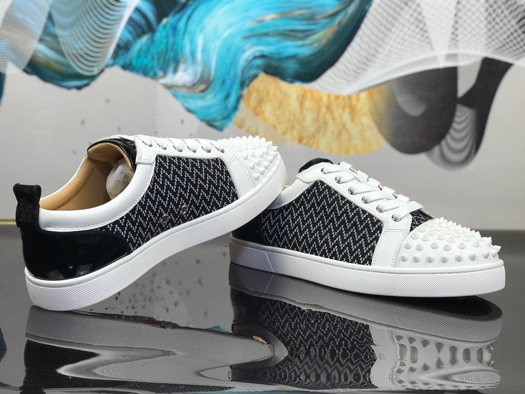 Sneakers & Shoes