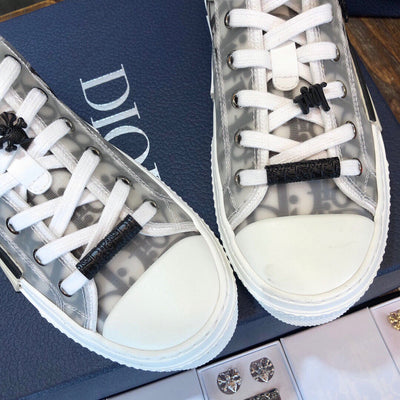 DIO Sneakers
