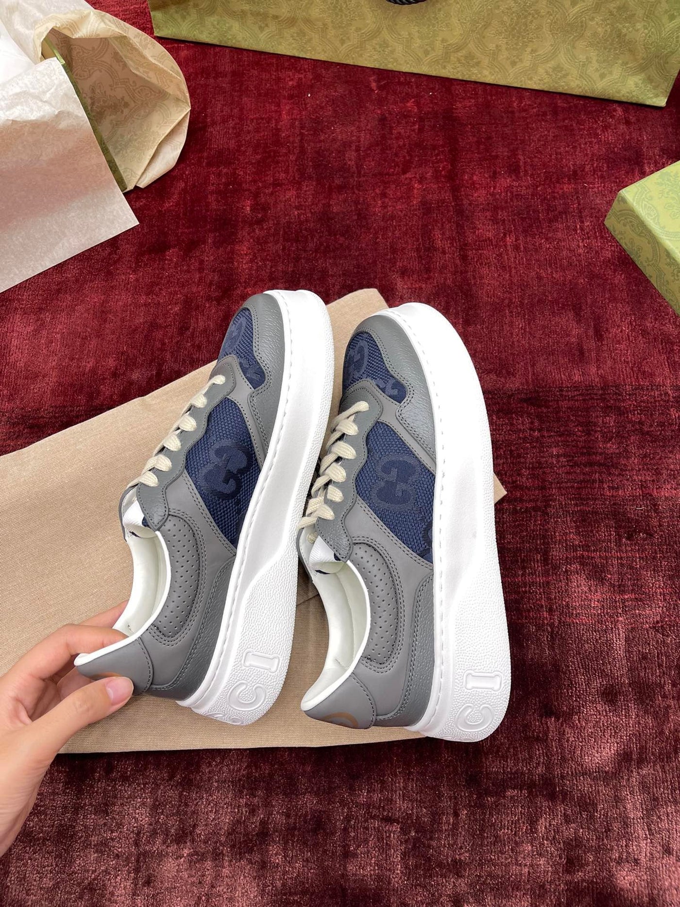 Sneakers & Shoes