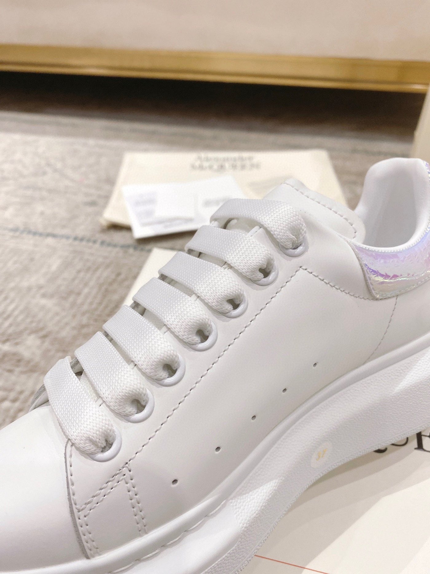 Sneakers & Shoes