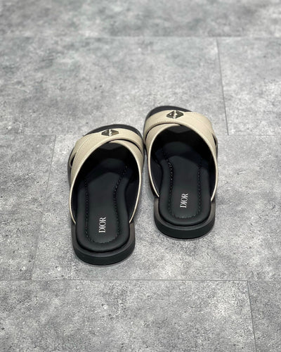 DIO Sandal