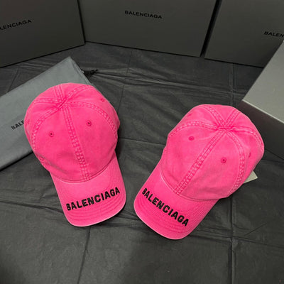 Caps