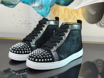 Sneakers & Shoes