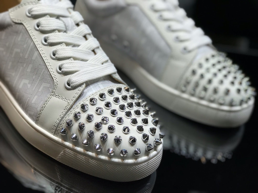 Sneakers & Shoes