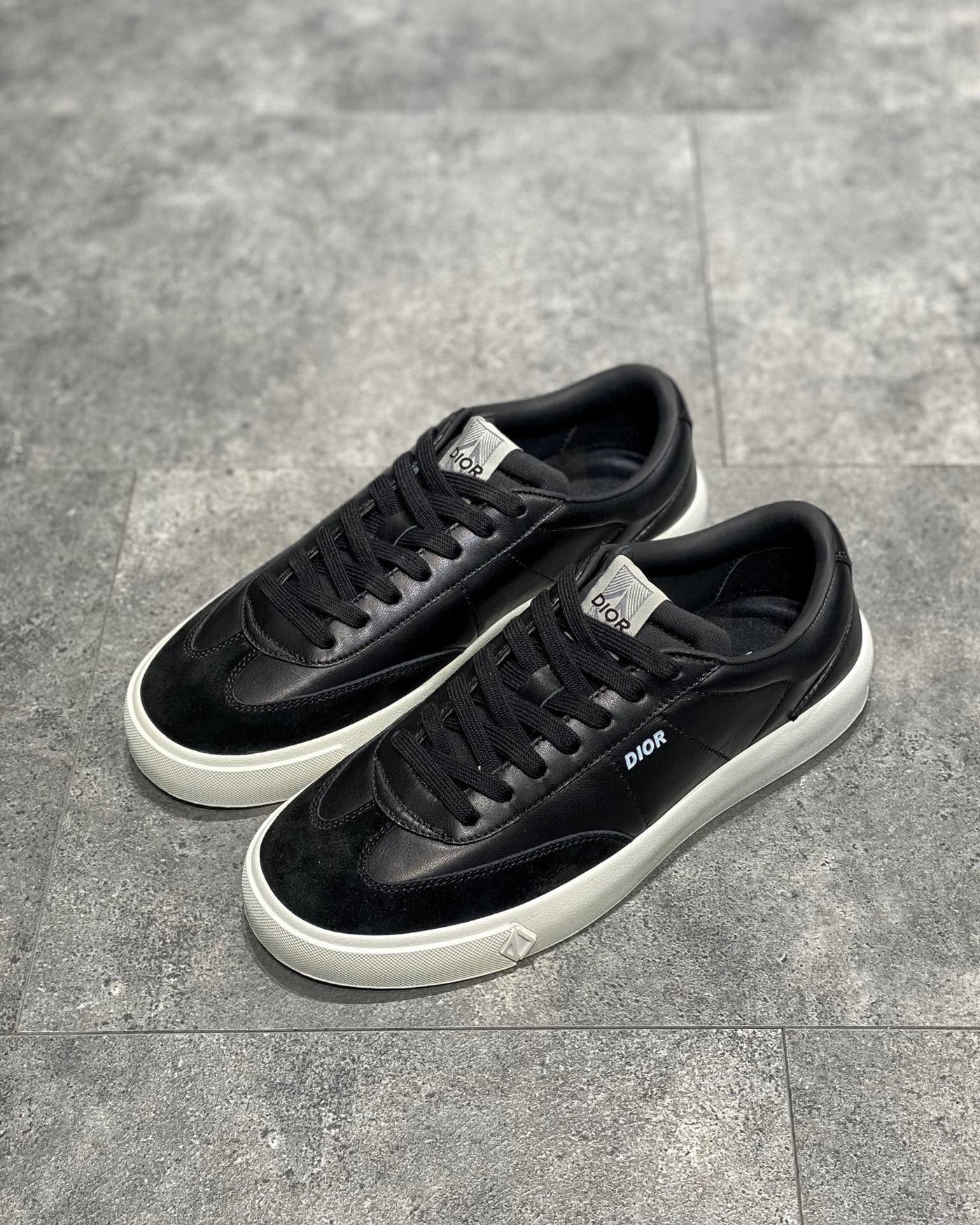 DIO Sneakers