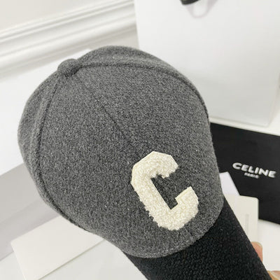 Caps