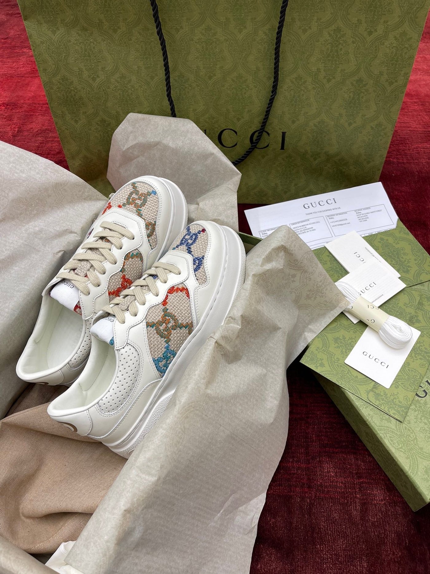 Sneakers & Shoes