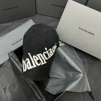 Caps