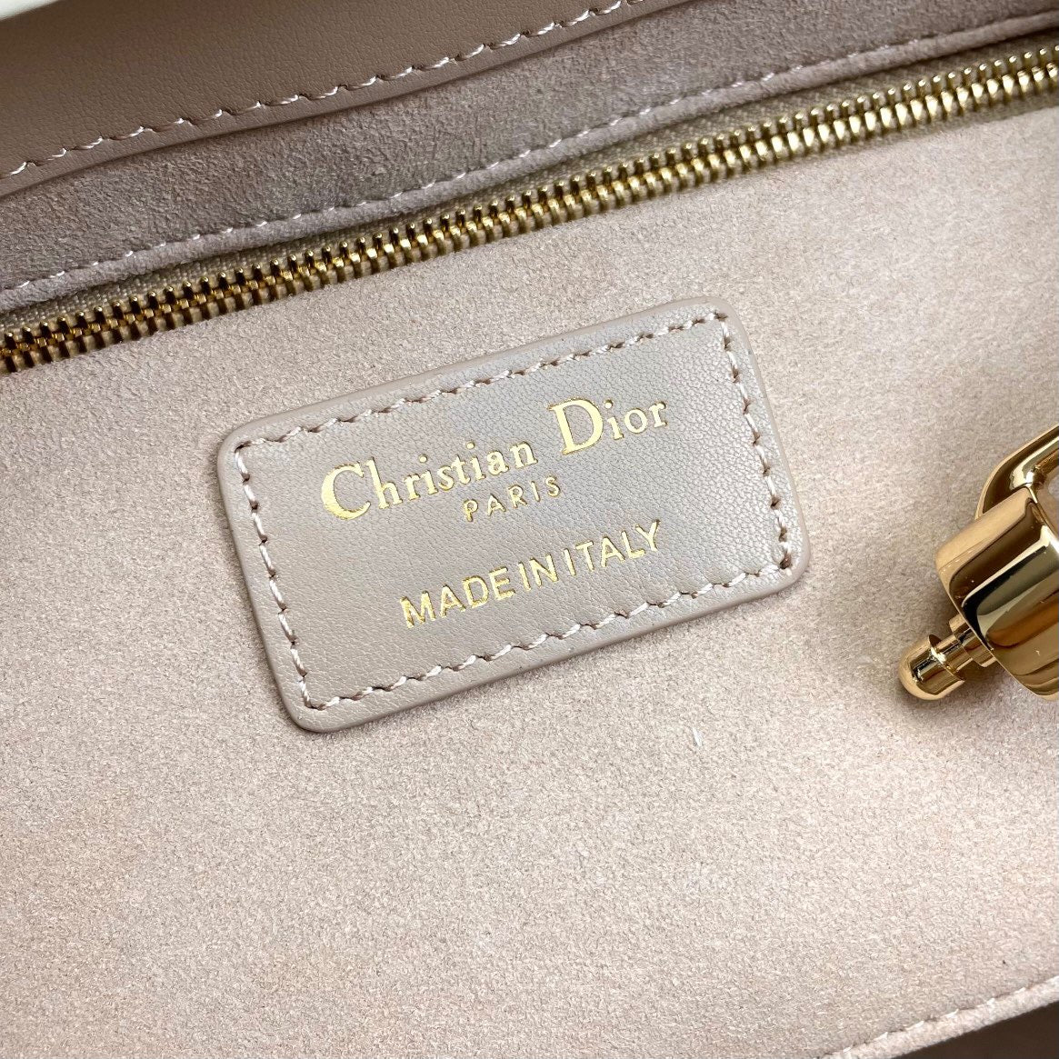 DIO handbag