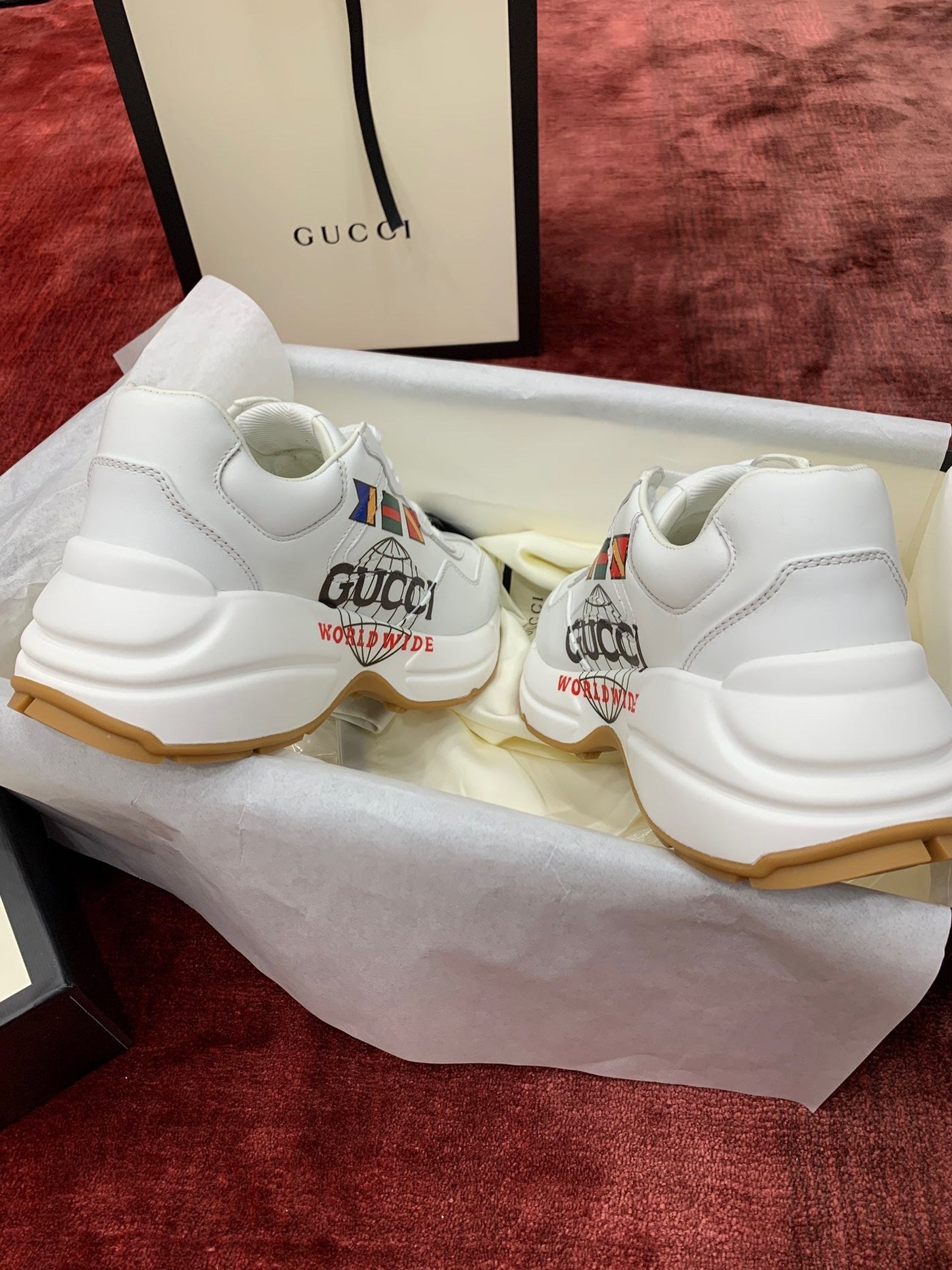 Sneakers & Shoes