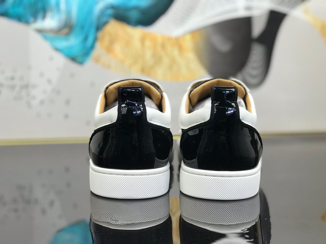Sneakers & Shoes