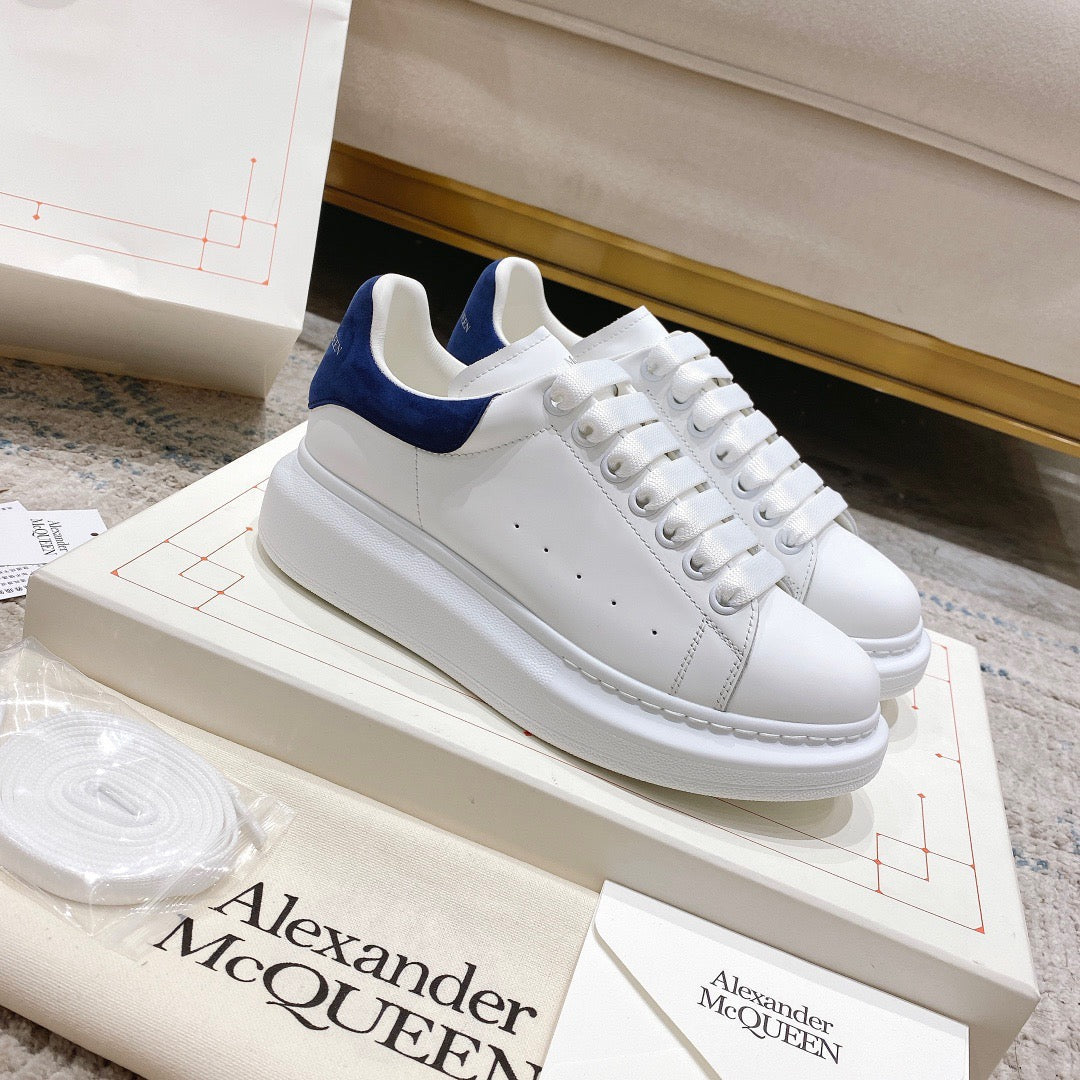 Sneakers & Shoes