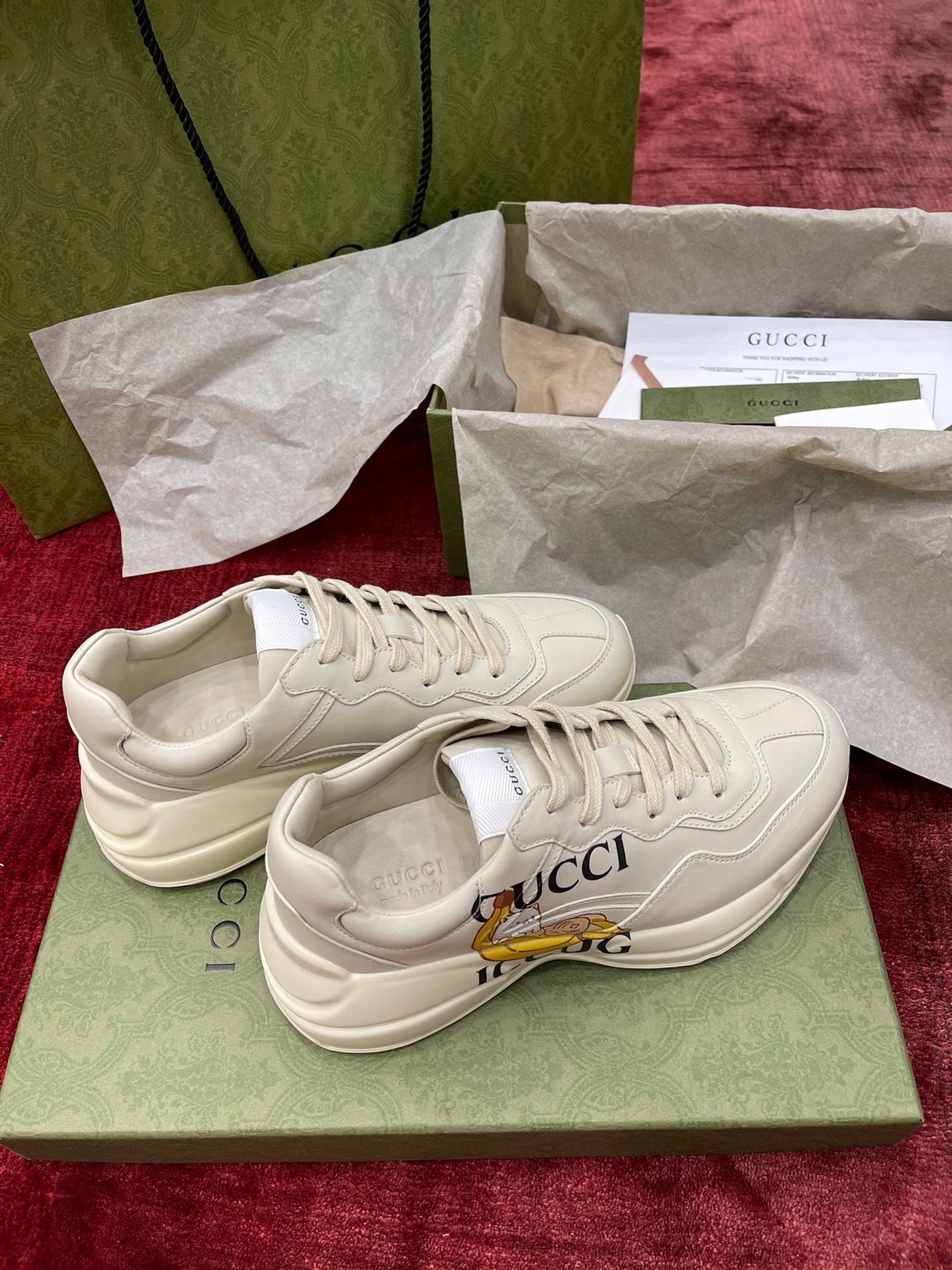 Sneakers & Shoes