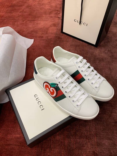 Sneakers & Shoes