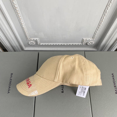 Caps