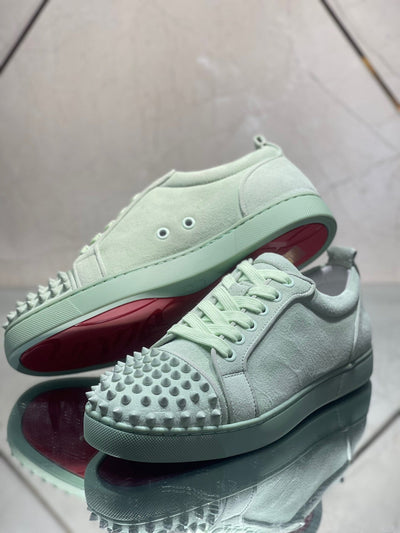 Sneakers & Shoes