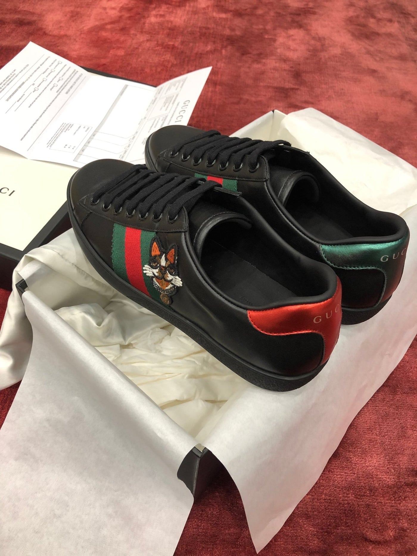 Sneakers & Shoes