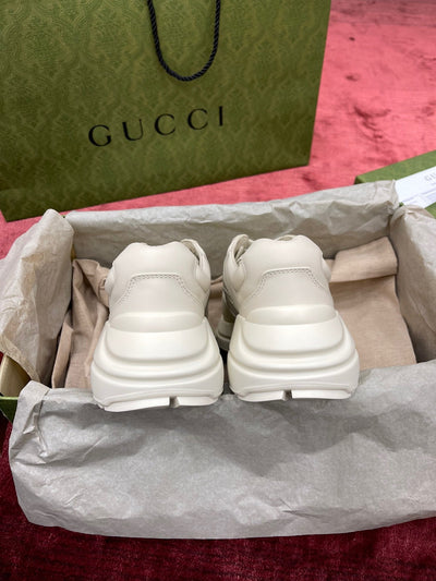 Sneakers & Shoes