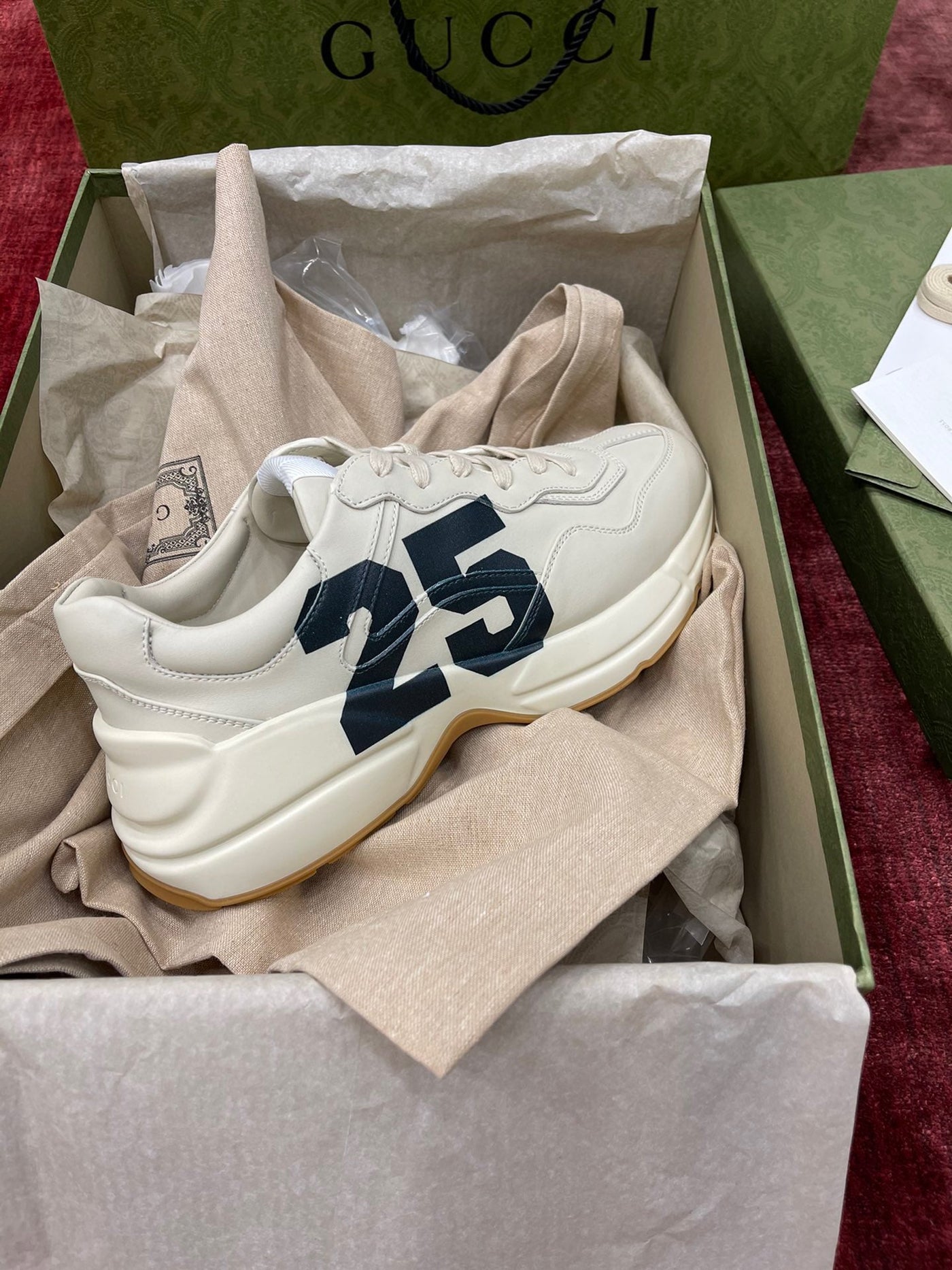 Sneakers & Shoes