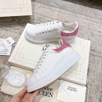 Sneakers & Shoes