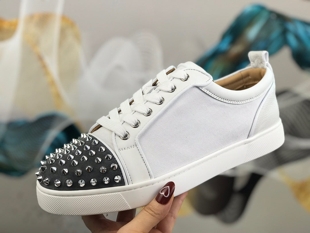 Sneakers & Shoes