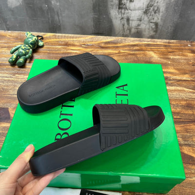 BV Sandals