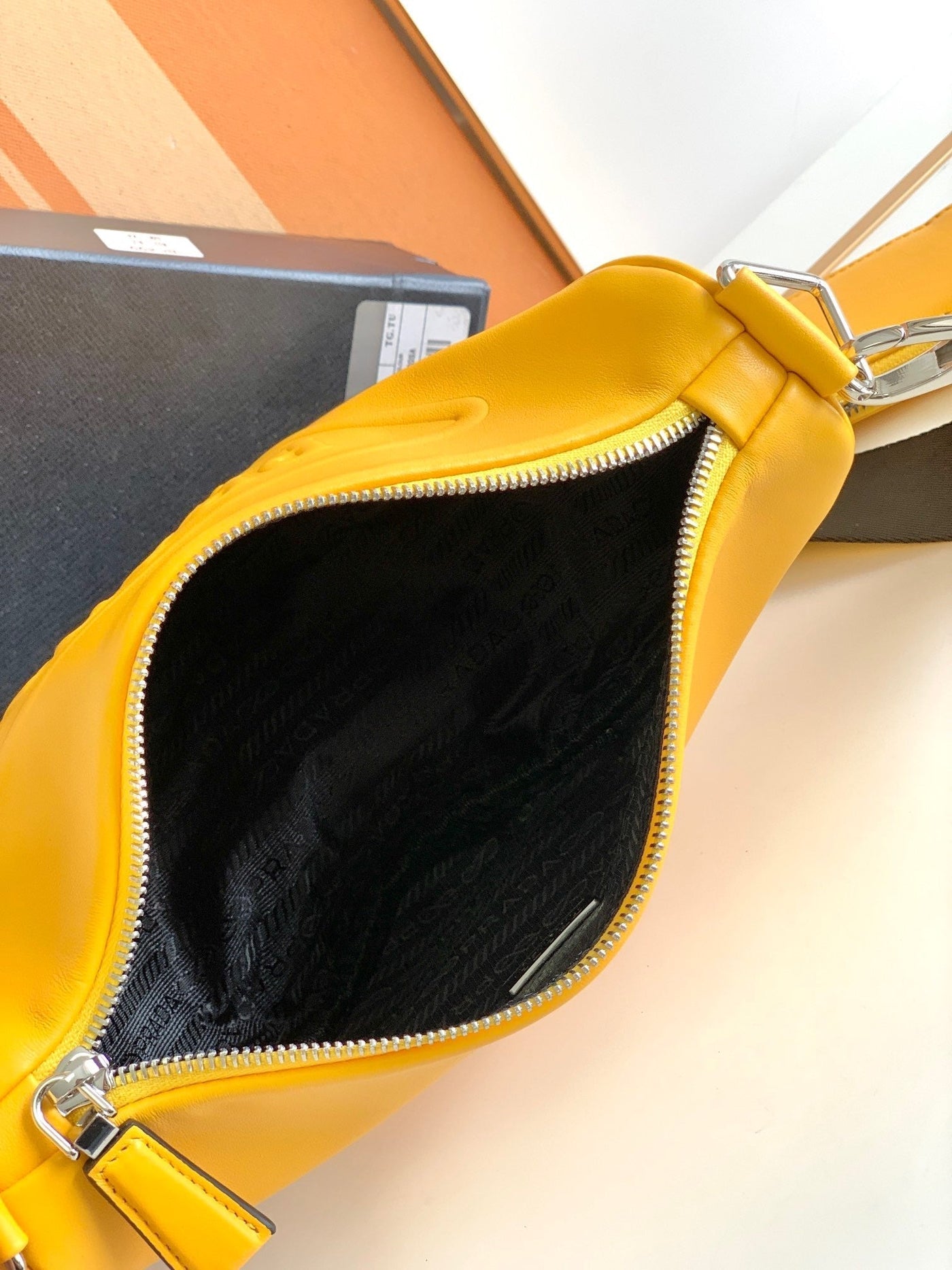 PRA Cross Body Bag