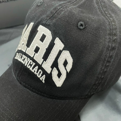Caps
