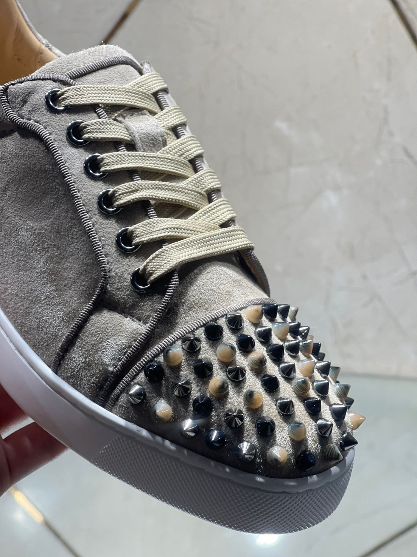 Sneakers & Shoes
