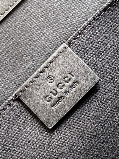 GUC Messenger Bag