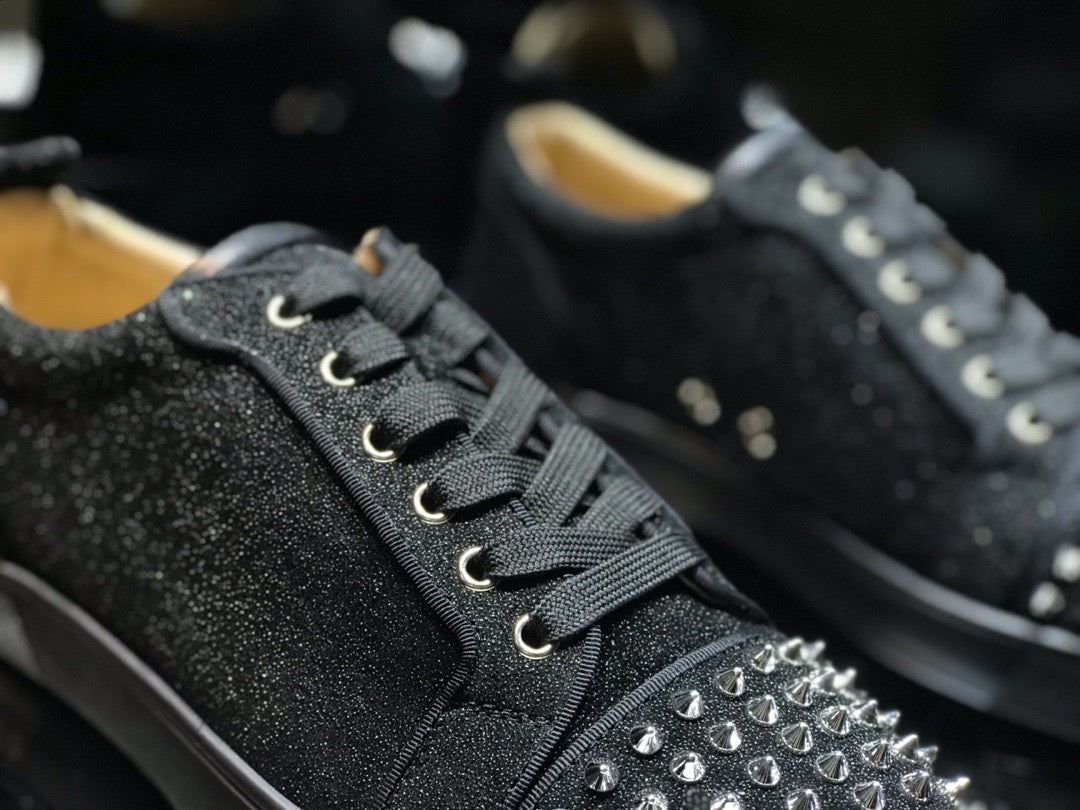 Sneakers & Shoes