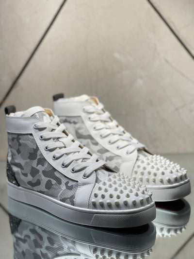 Sneakers & Shoes