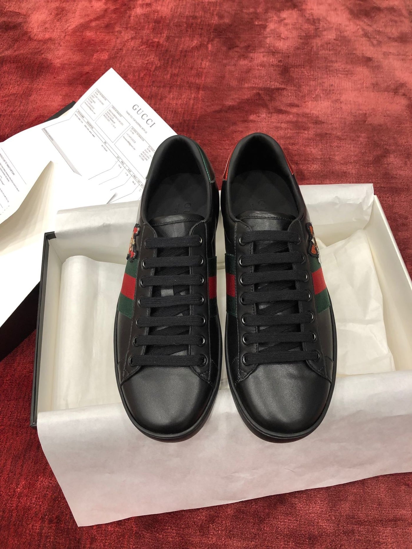 Sneakers & Shoes