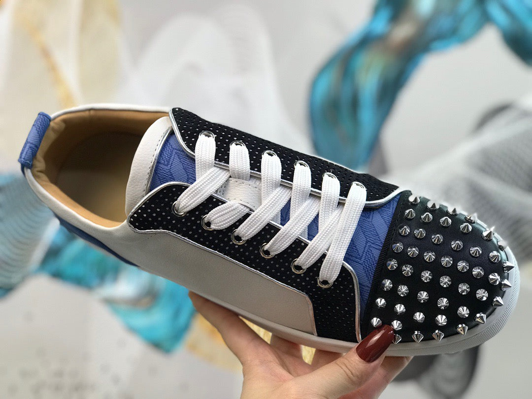 Sneakers & Shoes