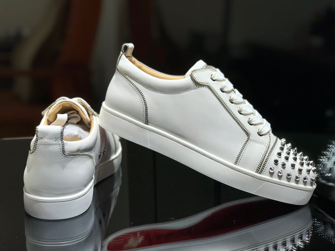 Sneakers & Shoes