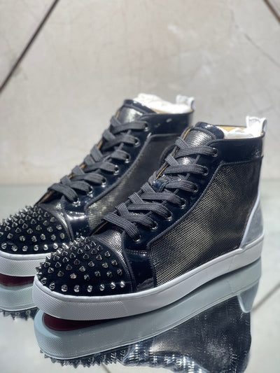 Sneakers & Shoes