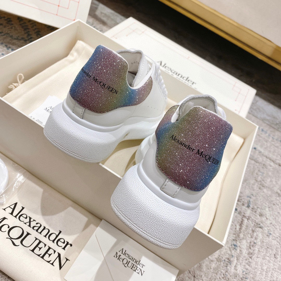 Sneakers & Shoes