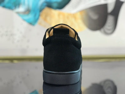Sneakers & Shoes