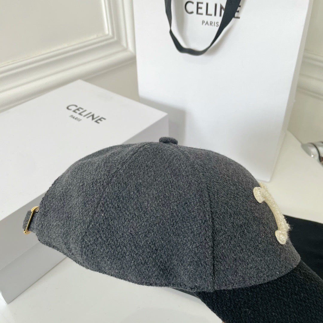 Caps
