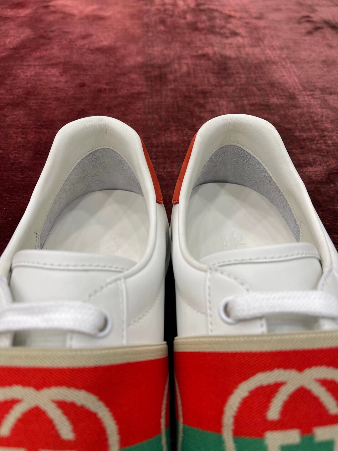 Sneakers & Shoes