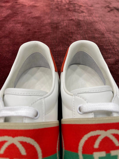 Sneakers & Shoes