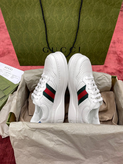 Sneakers & Shoes