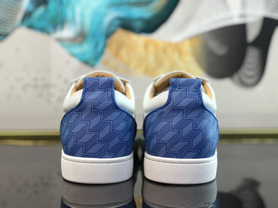 Sneakers & Shoes