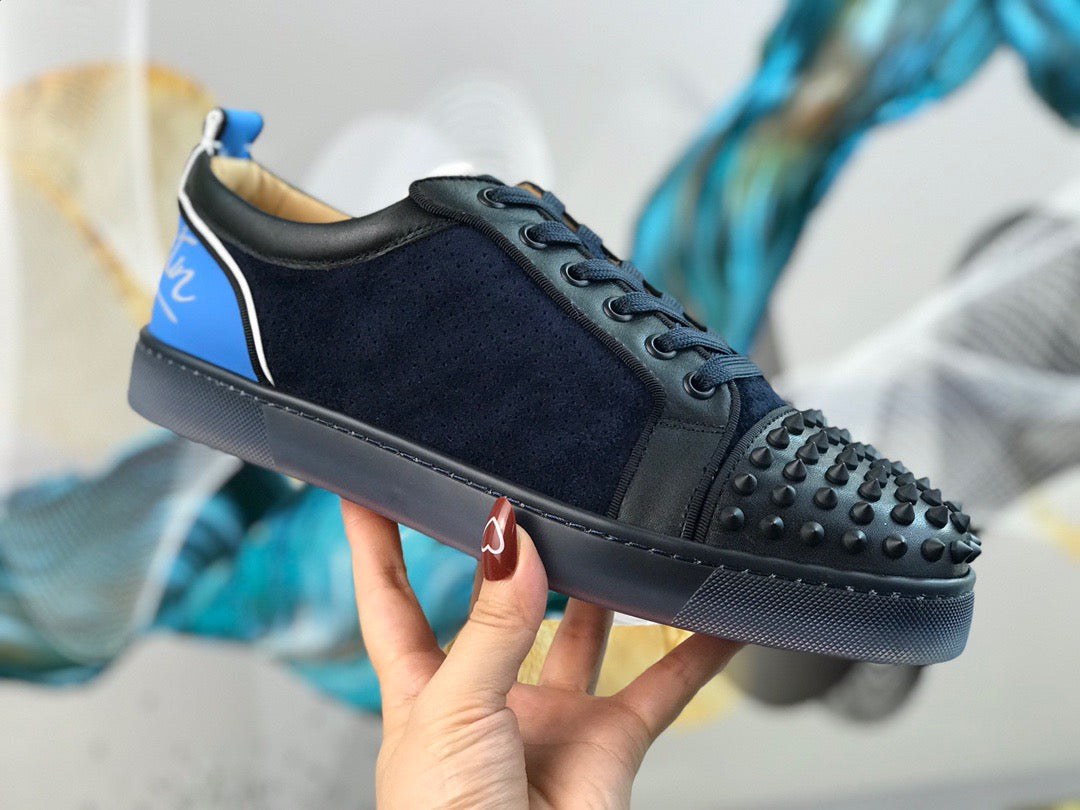 Sneakers & Shoes